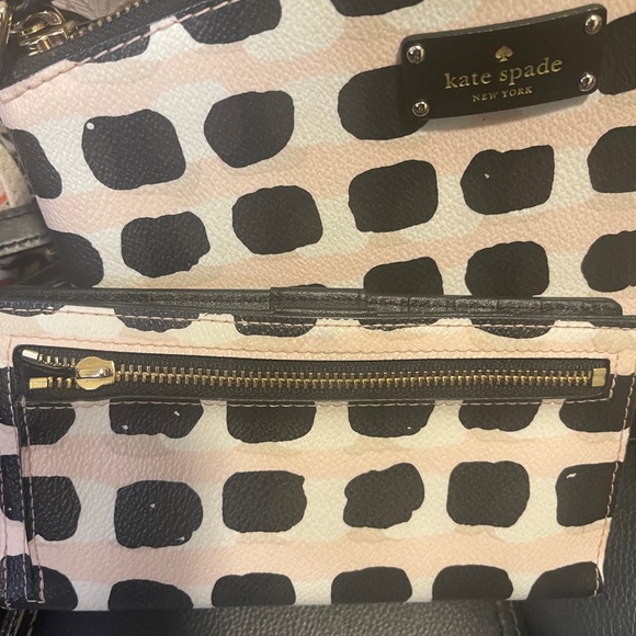 Kate Spade New York Millie Grove Street Crossbody & Wallet Set - Picture 3 of 12